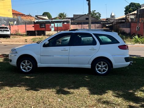 Fiat Palio Week. ATTRACTIVE 1.4 Fire Flex 8V