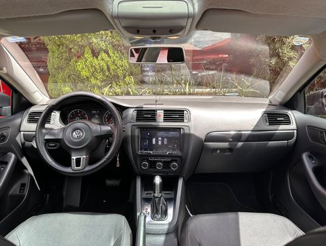 VolksWagen JETTA Comfortline 2.0 T.Flex 8V 4p Tipt.