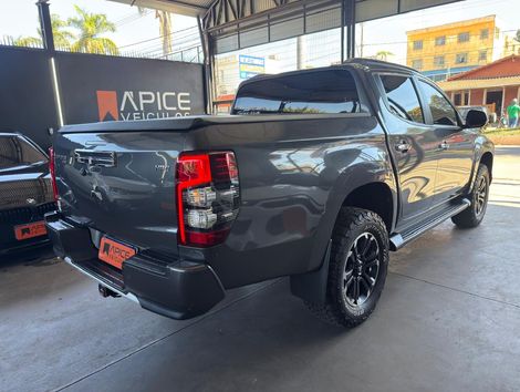 Mitsubishi L200 Triton Sport HPE 2.4 CD Diesel Aut.