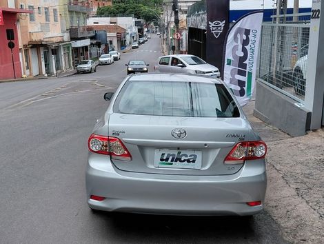 Toyota Corolla XEi 2.0 Flex 16V Aut.
