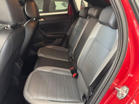 VolksWagen Nivus Highline 1.0 200 TSI Flex Aut.