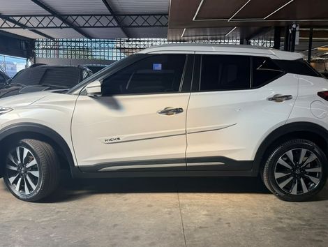 Nissan KICKS SL 1.6 16V FlexStar 5p Aut.