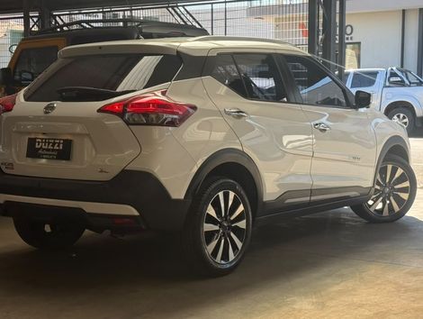 Nissan KICKS SL 1.6 16V FlexStar 5p Aut.