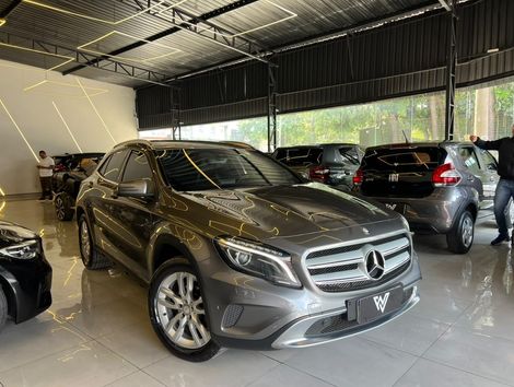 Mercedes GLA-200 Vision 1.6/1.6 TB 16V Flex Aut.