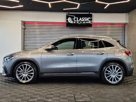 Mercedes GLA-200 AMG Line 1.3 16V TB Aut.
