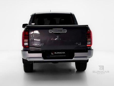 Mitsubishi Triton HPE 2.4 CD 4x4 TB Diesel Aut.
