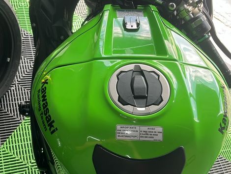 KAWASAKI NINJA ZX-10/ ZX-10R 1000cc/30TH Aniv.