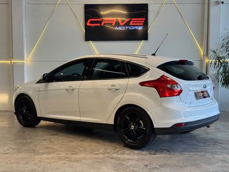 Ford Focus 2.0 16V/SE/SE Plus Flex 5p Aut.
