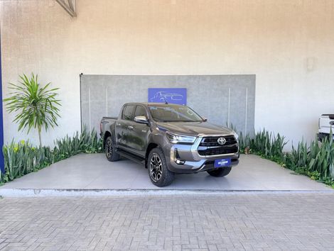 Toyota Hilux CD SRV 4x4 2.8 TDI Diesel Aut.
