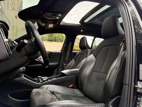 Volvo XC 40 T-5 R-DESIGN 1.5 FWD (Híbrido)