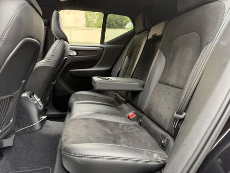 Volvo XC 40 T-5 R-DESIGN 1.5 FWD (Híbrido)