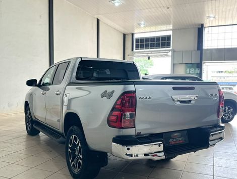 Toyota Hilux CD SRV 4x4 2.8 TDI Diesel Aut.