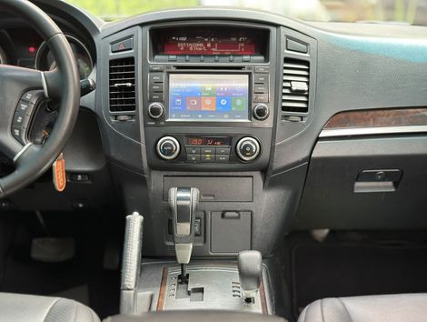 Mitsubishi Pajero HPE Full 3.2 4x4 T.I.Dies. 5p Aut