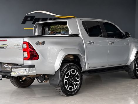 Toyota Hilux CD SRX Plus 4x4 2.8 TDI Die. Aut.