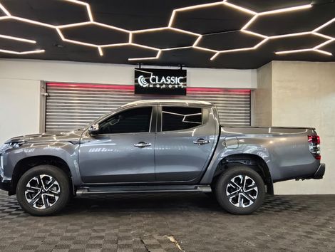 Mitsubishi Triton HPE-S 2.4 CD 4x4 TB Diesel Aut.