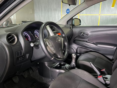 Nissan VERSA SV 1.6 16V FlexStart 4p Mec.