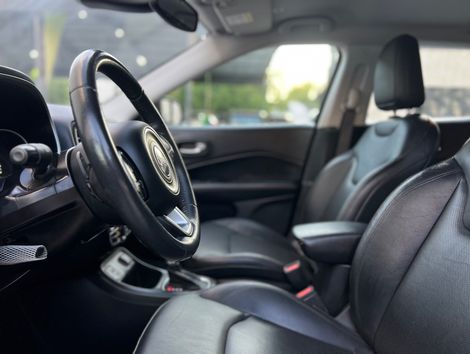 Jeep COMPASS LONGITUDE 2.0 4x2 Flex 16V Aut.