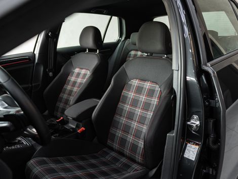 VolksWagen Golf GTi 2.0 TSI 220cv Aut.