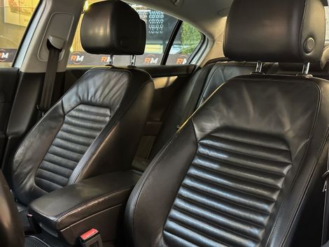 VolksWagen Passat TB 2.0 FSI/TSI 211cv Tiptronic 4p
