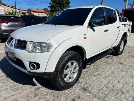Mitsubishi L200 Triton HPE 3.2 CD TB Int.Diesel Aut