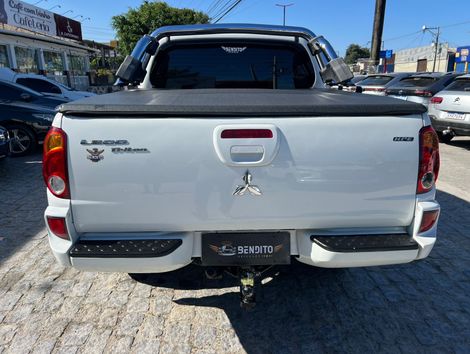 Mitsubishi L200 Triton HPE 3.2 CD TB Int.Diesel Aut