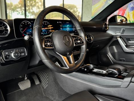 Mercedes A 250 2.0 TB Hatch Vision