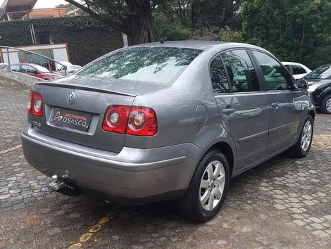 VolksWagen Polo Sedan 1.6 Mi Total Flex 8V 4p