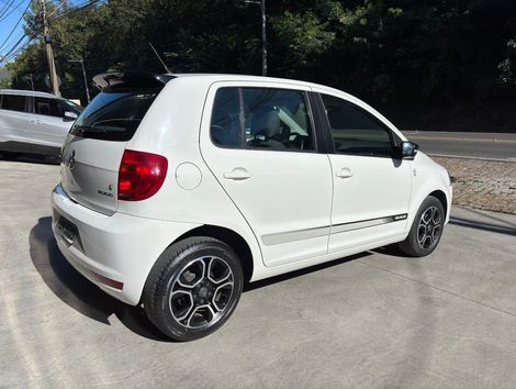 VolksWagen Fox SELEÇÃO 1.0 Total Flex 8V 5p