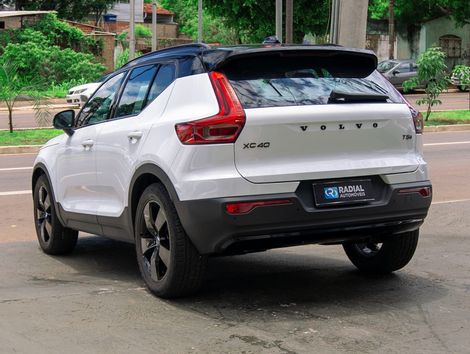 Volvo XC 40 T-5 MOMENTUM 2.0 252cv AWD