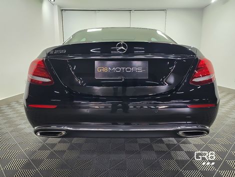 Mercedes E-250 Exclusive 2.0 TB 211cv Aut.