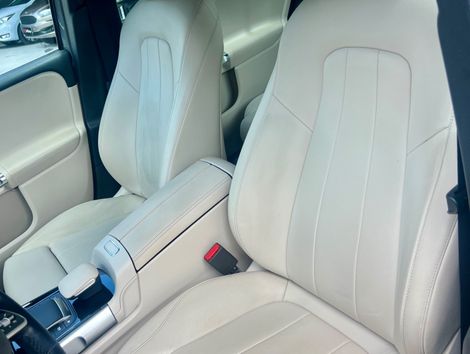 Mercedes GLB 200 Launch Edition 1.3 TB 16V Aut.