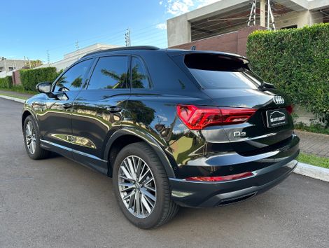 Audi Q3 Black Ed. 1.4 TFSI Flex/Black S-tron.