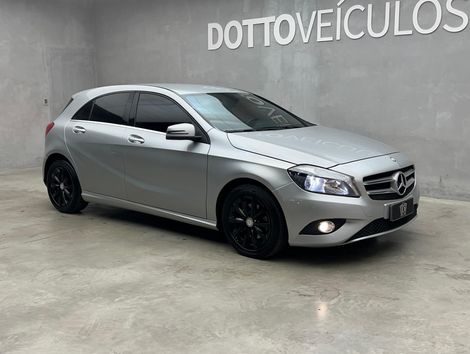 Mercedes Classe A 200 1.6 TB 16V Style 156cv Aut.