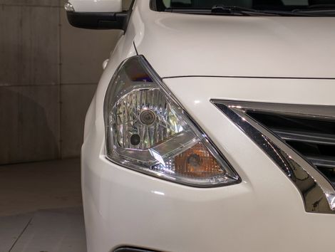 Nissan VERSA SV 1.6 16V FlexStart 4p Aut.