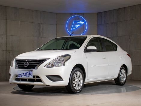 Nissan VERSA SV 1.6 16V FlexStart 4p Aut.