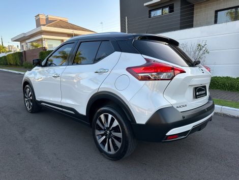 Nissan KICKS SL 1.6 16V FlexStar 5p Aut.