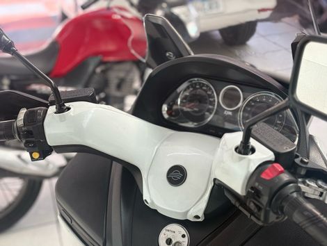 DAFRA MAXSYM 400i