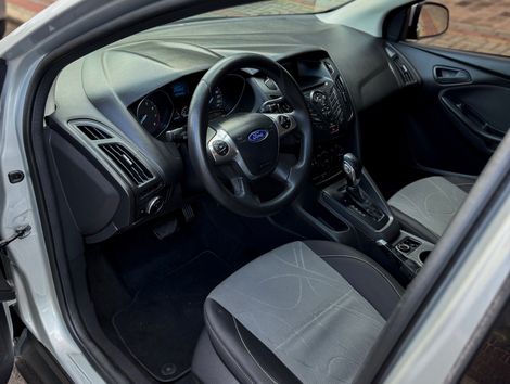 Ford Focus Sedan 2.0 16V/2.0 16V Flex 4p Aut.