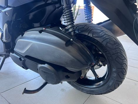 YAMAHA NMAX 160