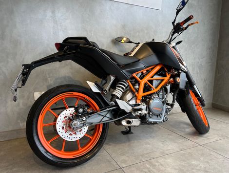 KTM 390