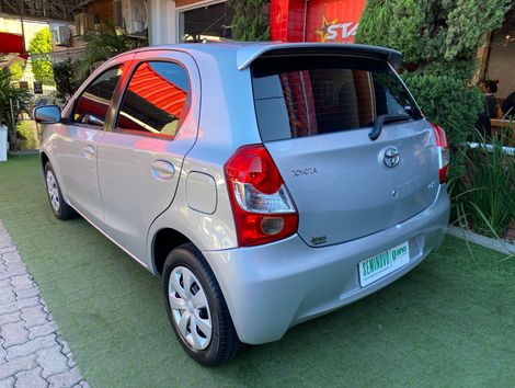 Toyota ETIOS XS  1.3 Flex 16V 5p Mec.