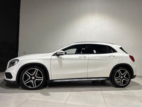 Mercedes GLA 250 Sport 2.0 TB 16V 4x2  211cv Aut.