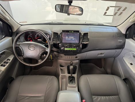 Toyota Hilux CD SRV D4-D 4x4 3.0 TDI Diesel Aut