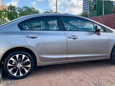 Honda Civic Sedan LXR 2.0 Flexone 16V Aut. 4p