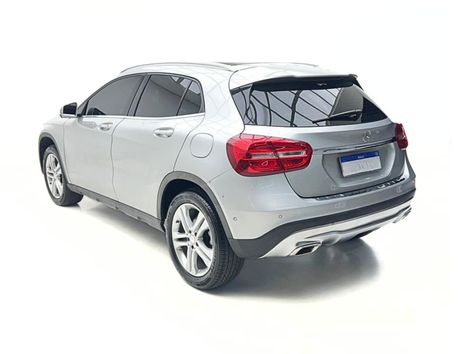 Mercedes GLA 200 Enduro 1.6 TB 16V Flex Aut.