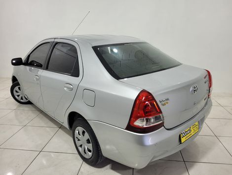 Toyota ETIOS XS Sedan1.5 Flex 16V 4p Mec.