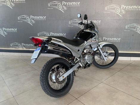 HONDA NX-4 FALCON 400