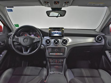 Mercedes GLA 200 Advance 1.6/1.6 TB 16V Flex Aut.