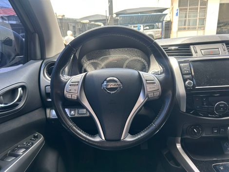 NISSAN 2.3 16V TURBO DIESEL XE CD 4X4 AUTOMÁTICO