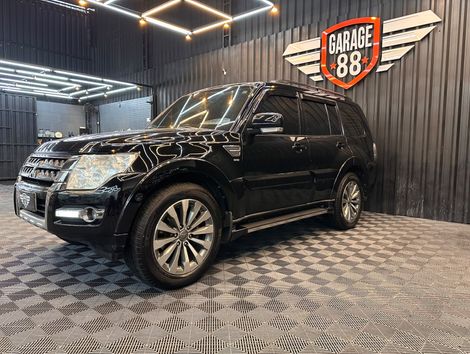 Mitsubishi Pajero HPE Full 3.2 4x4 T.I.Dies. 5p Aut